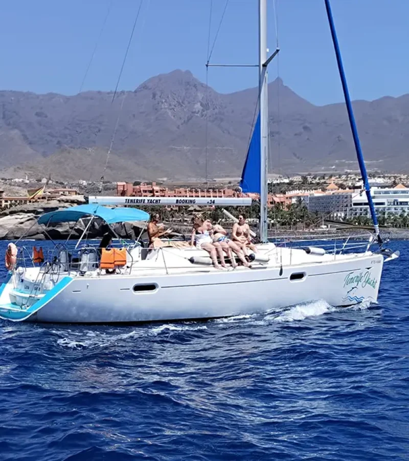 Lina Siete – Velero Jeanneau